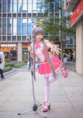 艾曼纽在线