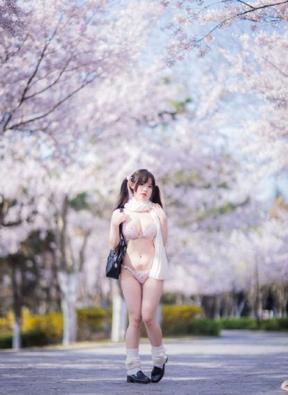 江夏佑